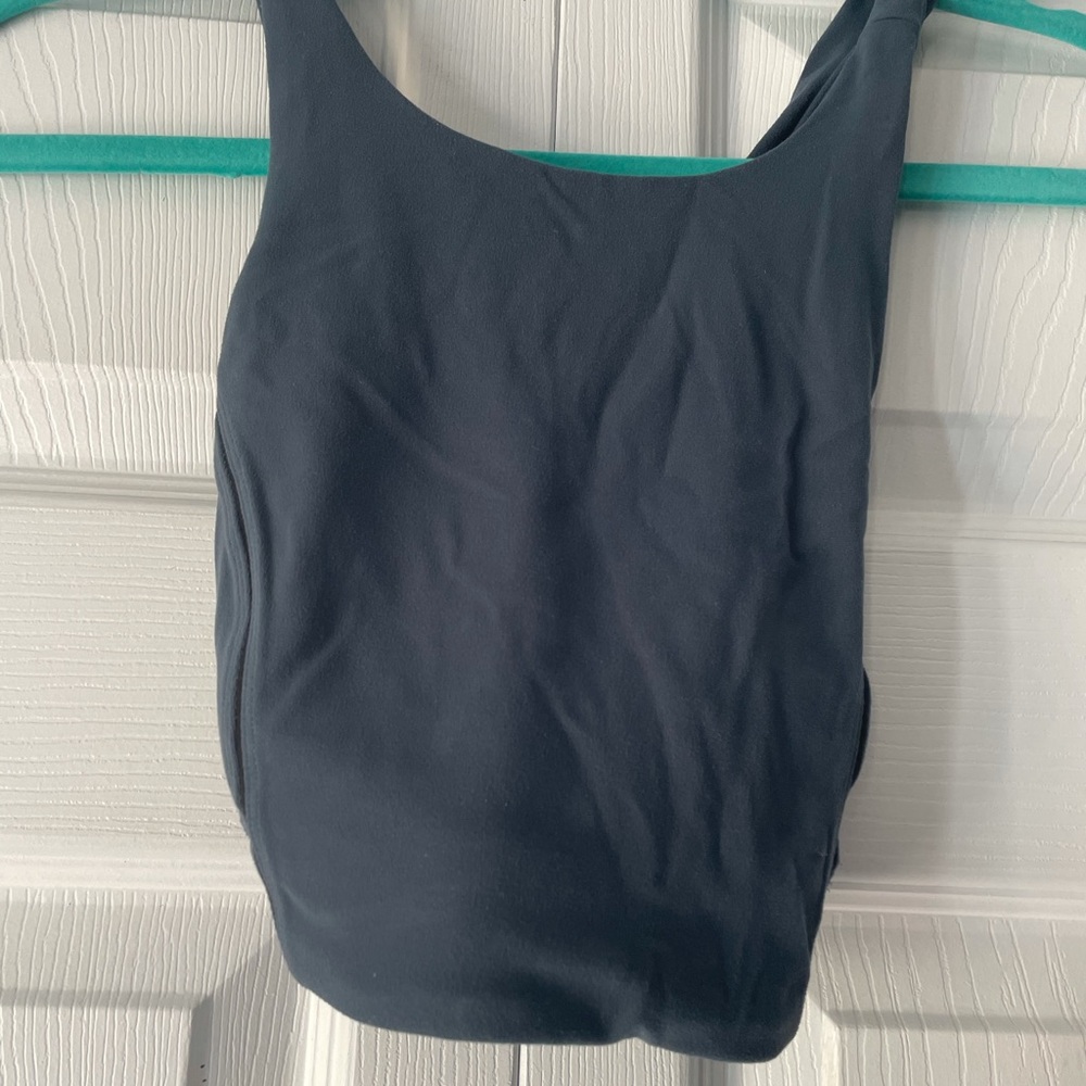 Lululemon high neck sports bra